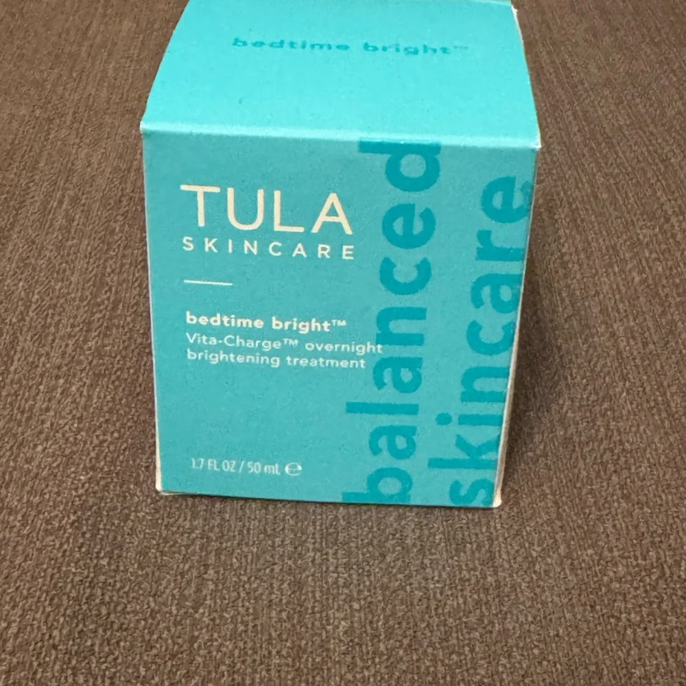 Tula Blue Moisturizer Skincare Essential‎